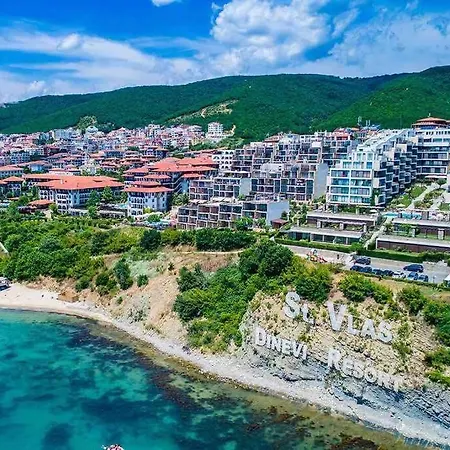 Flat At Complex Fenix-st. Vlas Appartamento *