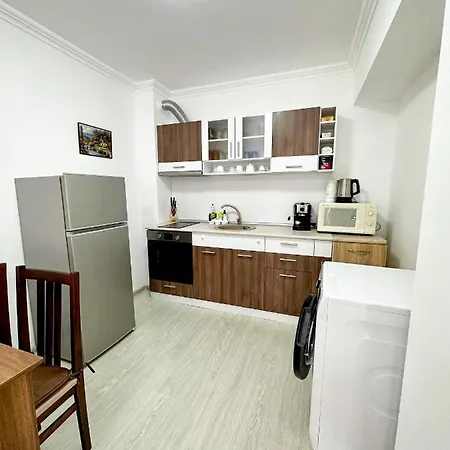 Flat At Complex Fenix-st. Apartmán *