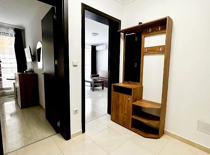 アパート Flat At Complex Fenix-st.